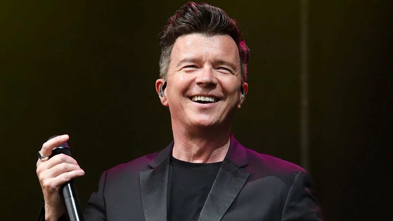 Рик эстли википедия. Rick astley сейчас. Рик эстли 80[. Рик эстли певец. Rick astley 2017.