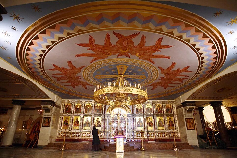 Места царской семьи екатеринбург. Храм памятник на крови екатеринбург. Храм царской семьи в екатеринбурге. Места царской семьи екатеринбург. Храм романовых в екатеринбурге.