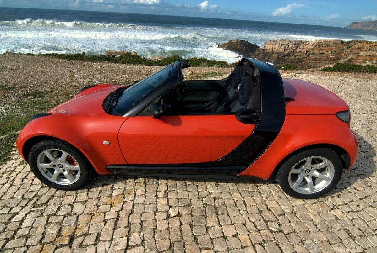 Мазда смарт родстер. Мерседес Бенц смарт родстер. Mercedes Smart Mercedes Smart Roadster. Mercedes Smart Roadster 2003.