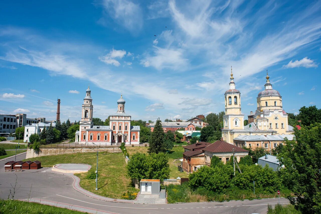 Серпуховский Кремль Соборная гора. Город Серпухов Соборная гора. Серпухов Соборная гора смотровая площадка. Соборная гора - г. Серпухов.