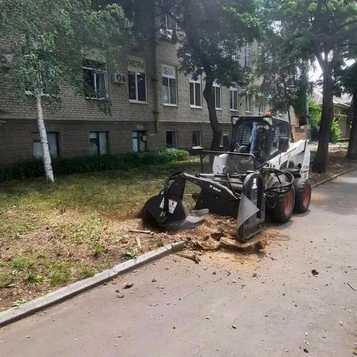 Краматорск. Типичный краматорск. Вмо в троллейбусах это что. Типичный краматорск. Типичный краматорск.