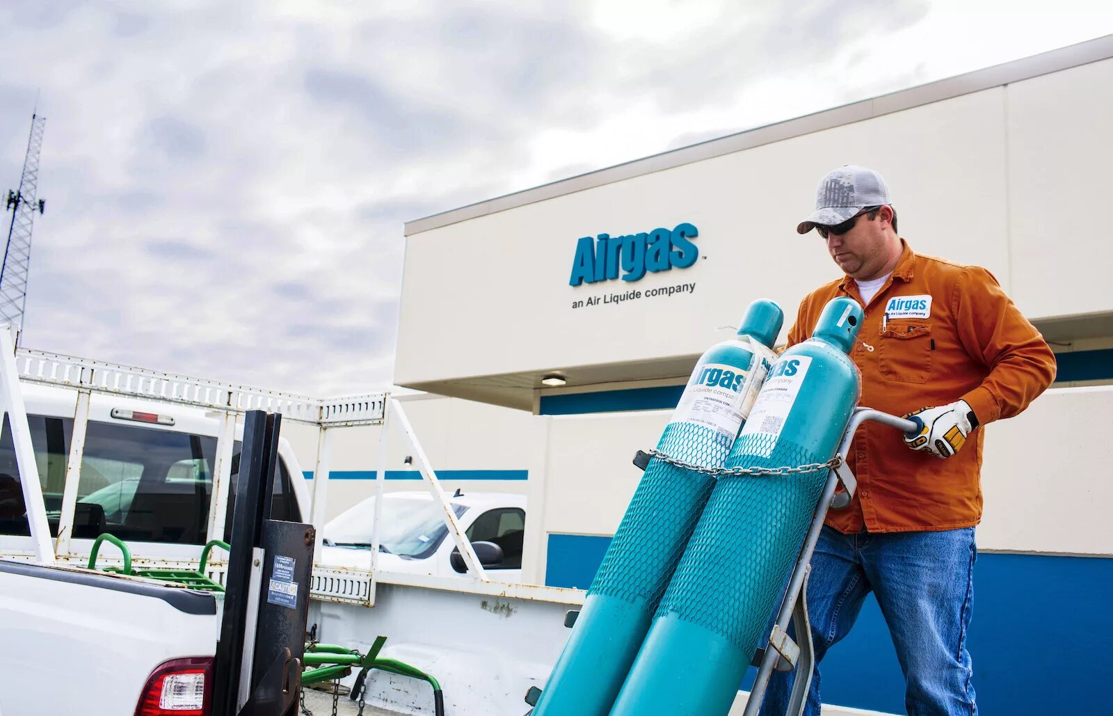 Airgas. Airgas. Аиргаз. Аиргаз. Аиргаз.