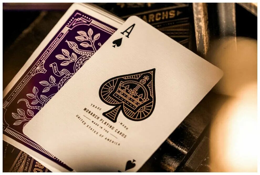 Колода карт monarch green. Карты монарх. Игральные карты monarchs theory 11. Игральные карты monarchs от theory11, красный. Monarch gold карты.