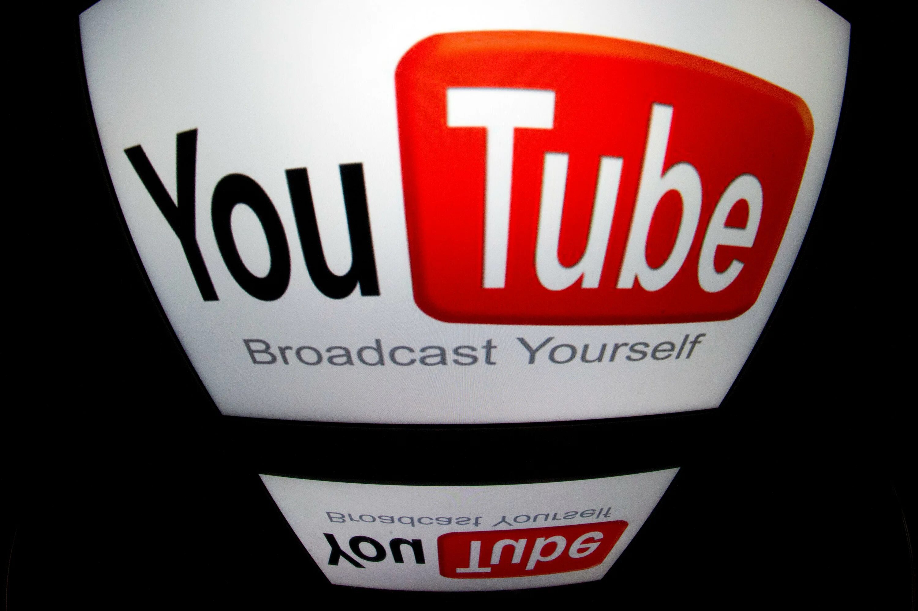 Проси youtube youtube youtube youtube. Ютуб youtube. фото для ютуба. ютуб 2000. youtube сток.
