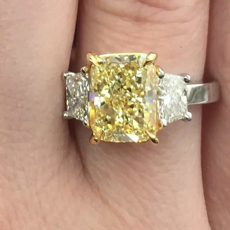 Burlington Arcade: London's lesser-known jewellery enclave Colored engagement ri