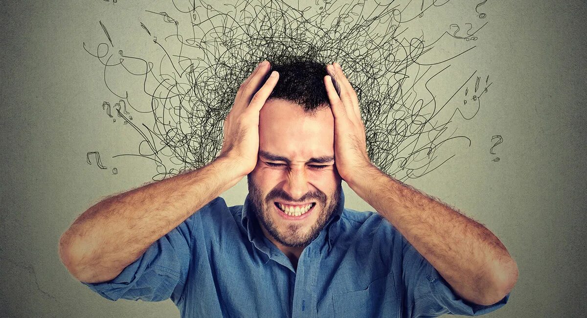 Человек в отчаянии. Mental diseases. Mental diseases. Человек мозг сознание. Беспокойство девушка.