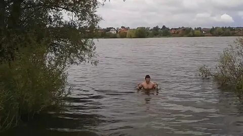 Купание в естественных водоемах