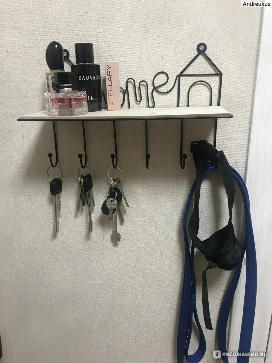 Ключница fix price настенная. Ключница настенная с полкой. Ключница фикс. Ключница фикс прайс. Ключница белая fix price.
