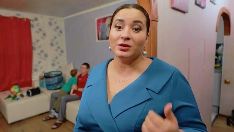 Няня особого назначения вика. Особые няни. Няня особого назначения канал ю. Няня на канале ю. Особые няни.