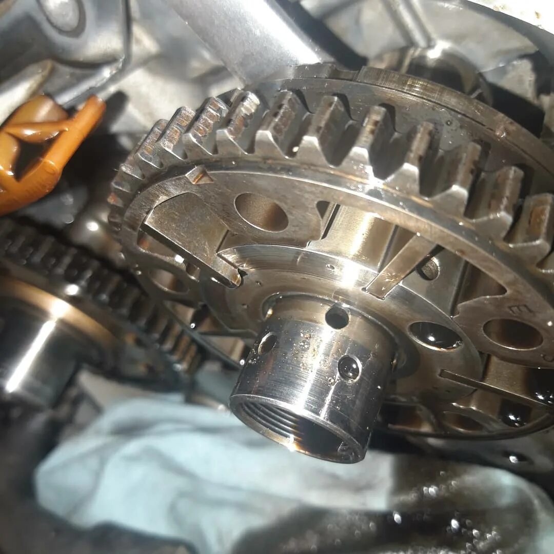 Tsi 1. Клапан фазовращателя 1. 8 tsi цепи валов. Фазорегулятор 1. 8 tsi.