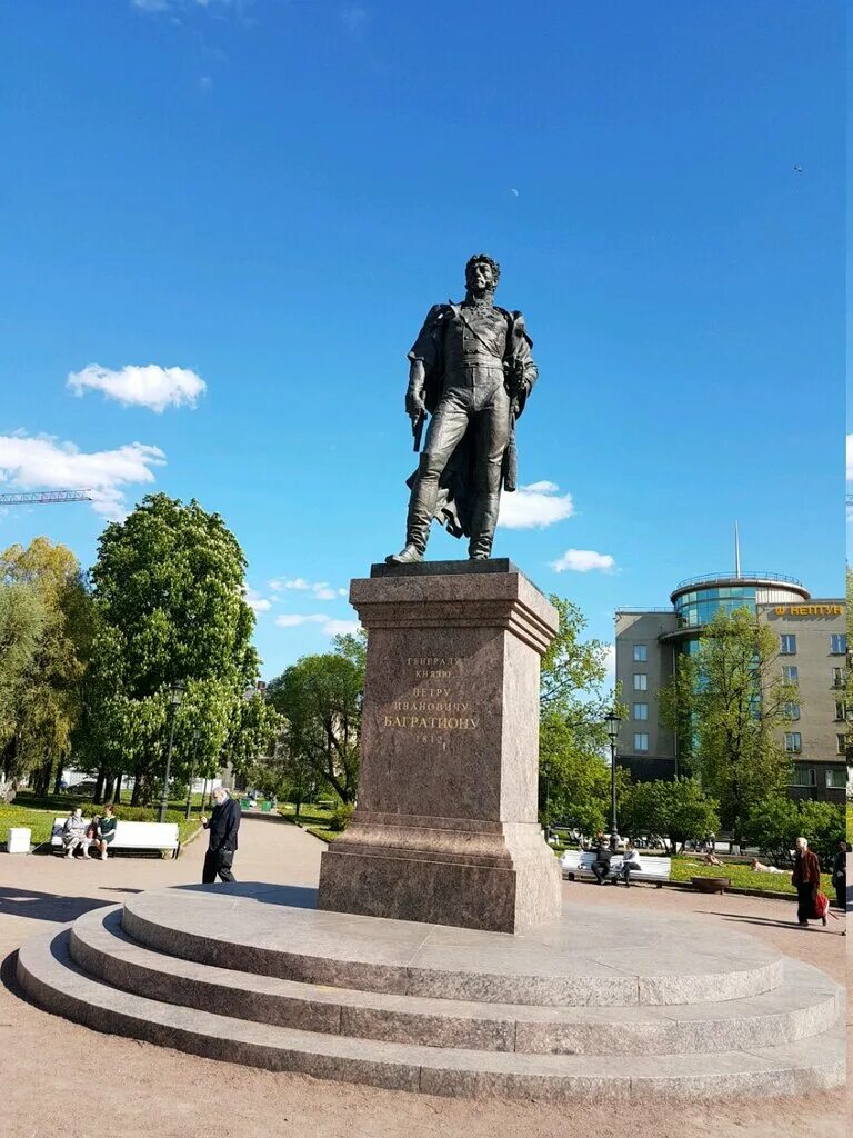 памятник петру багратиону спб. памятник багратиону в петербурге. петр багратион памятник петербург. пётр иванович багратион памятник. памятник багратиону в спб.