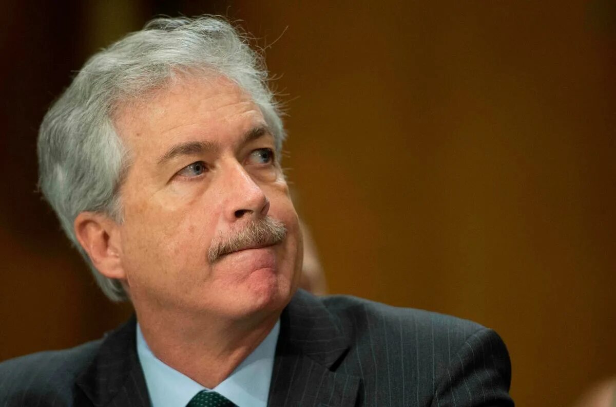 Глава цру уильям бернс. Директор цру бернс. Уильям бернс цру. William burning. Директор цру сша уильям бернс.