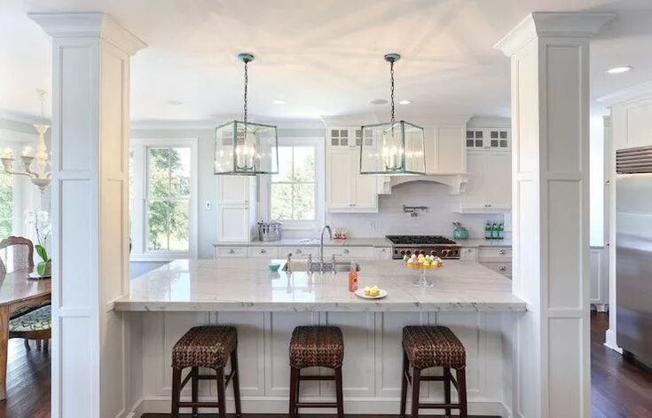 Колонны в интерьере кухни Houzz Home Design, Decorating and Remodeling Ideas and Inspiration, Kitch. Kit