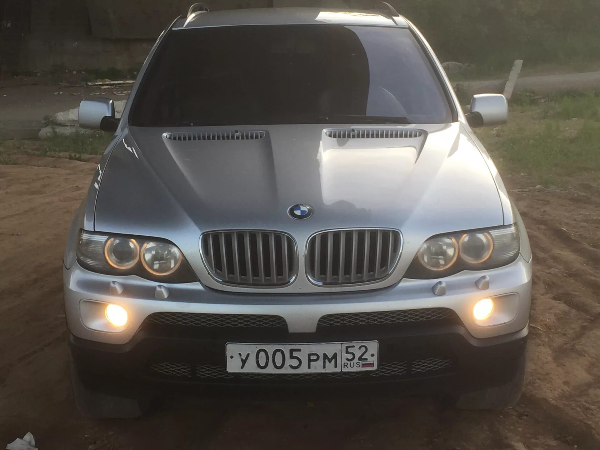 Продам x5