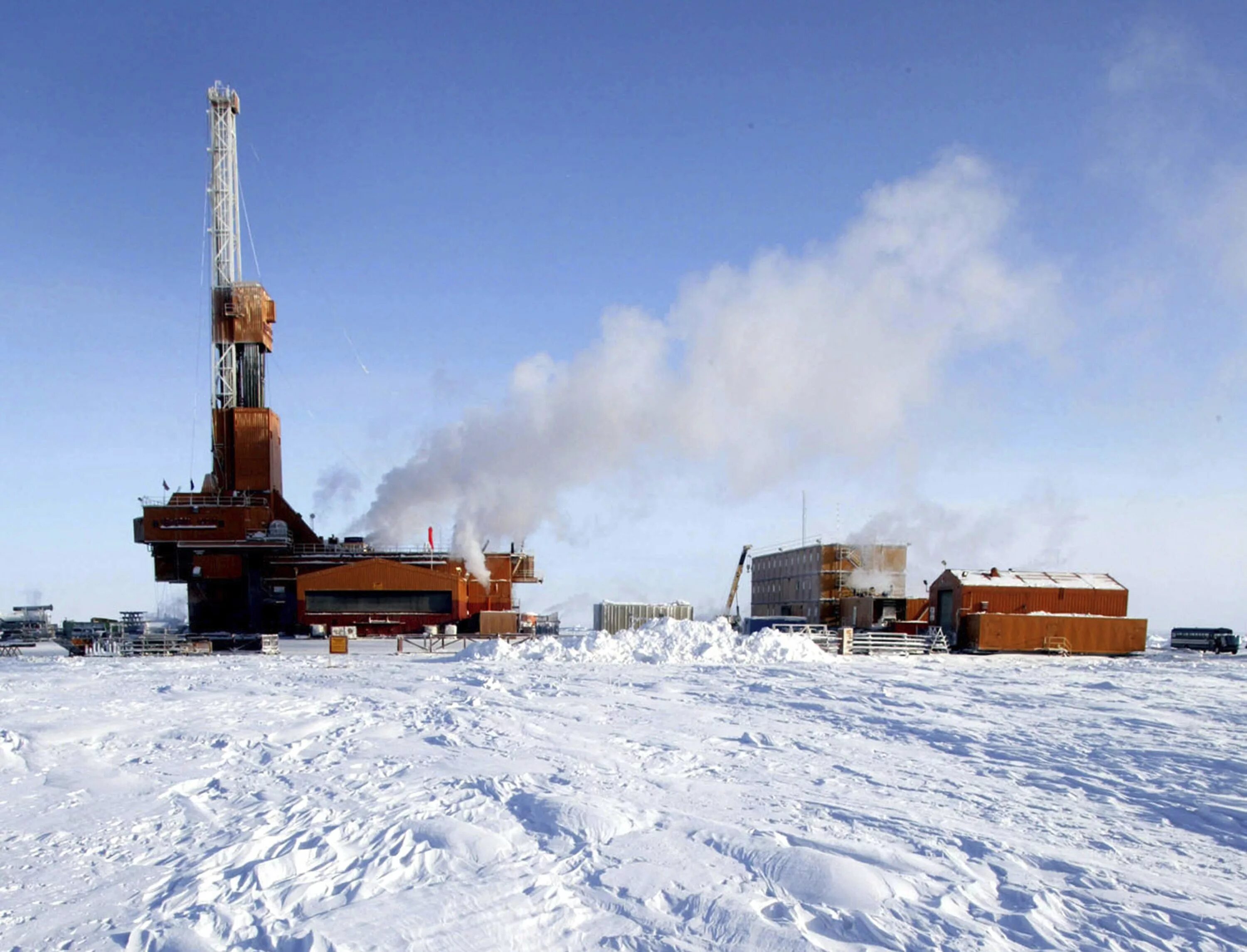 Нефтяные месторождения Аляски. Аляска Петролеум. Нефтяные вышки в Арктике. Бурение в Арктике. Буровые сша