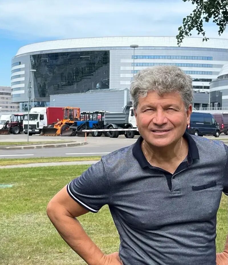 Сколько лет минаеву сергею певцу