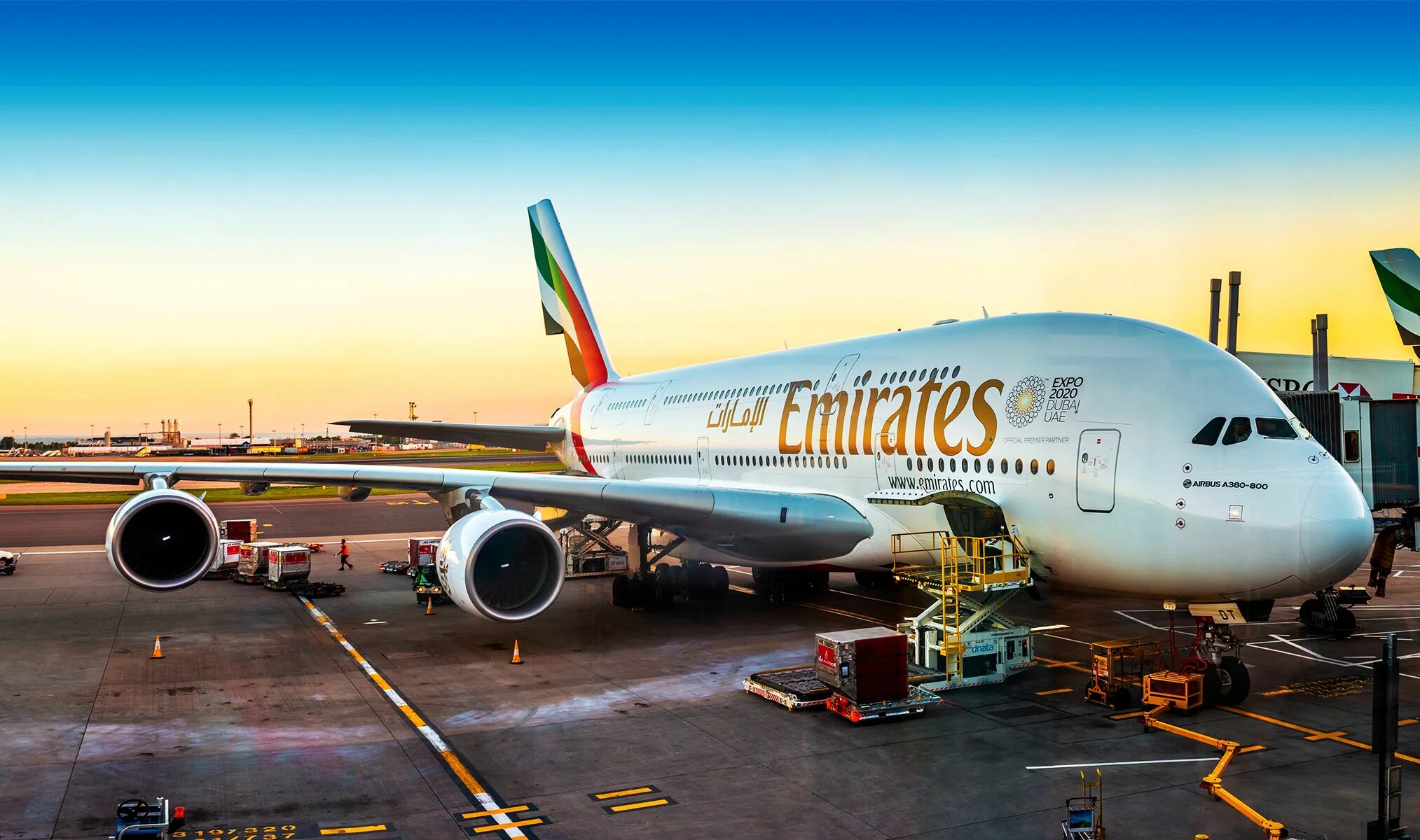 Эйрбас а380 800. Airbus a380 Emirates. A380-800 Emirates. Airbus a380-800 Emirates. 19 travels