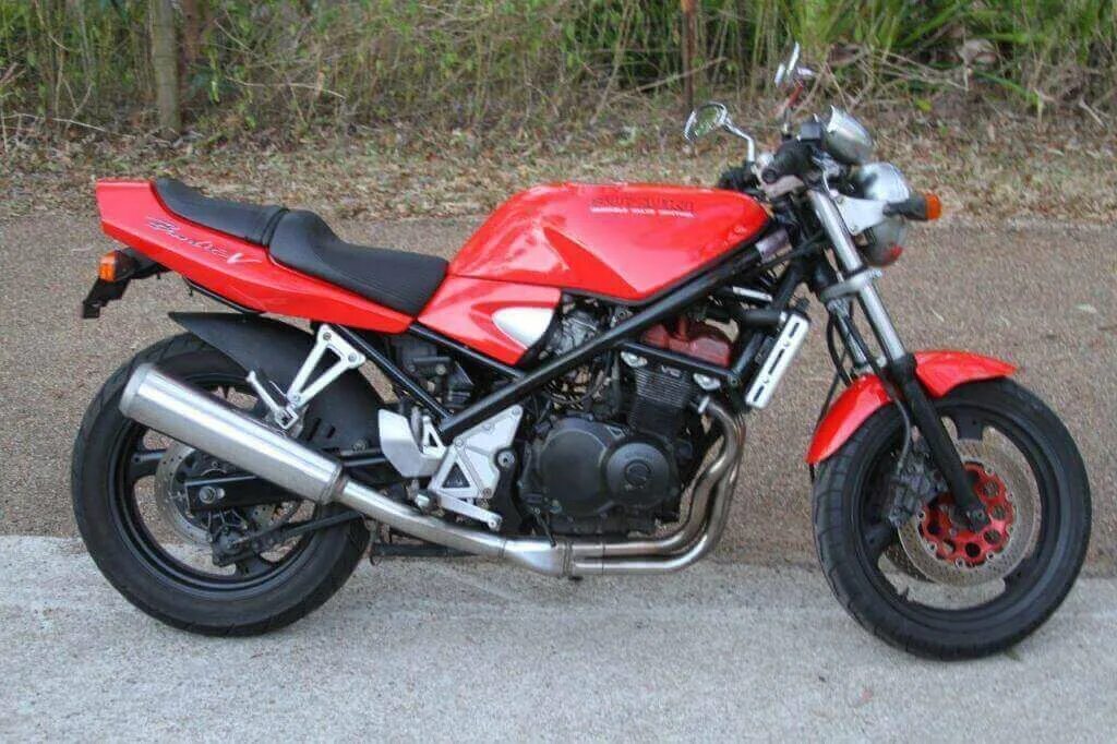 Suzuki gsf 400. Сузуки бандит 400 красный. Сузуки бандит 400. Suzuki gsf 400. Suzuki bandit 400 красноголовый.