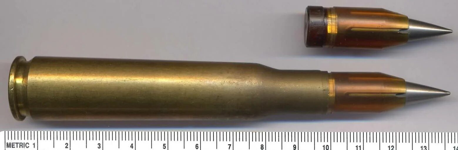 Патрон 50 bmg. Калибр 50 BMG. 50 БМГ Калибр. 50 BMG патрон. Пуля 50 BMG.