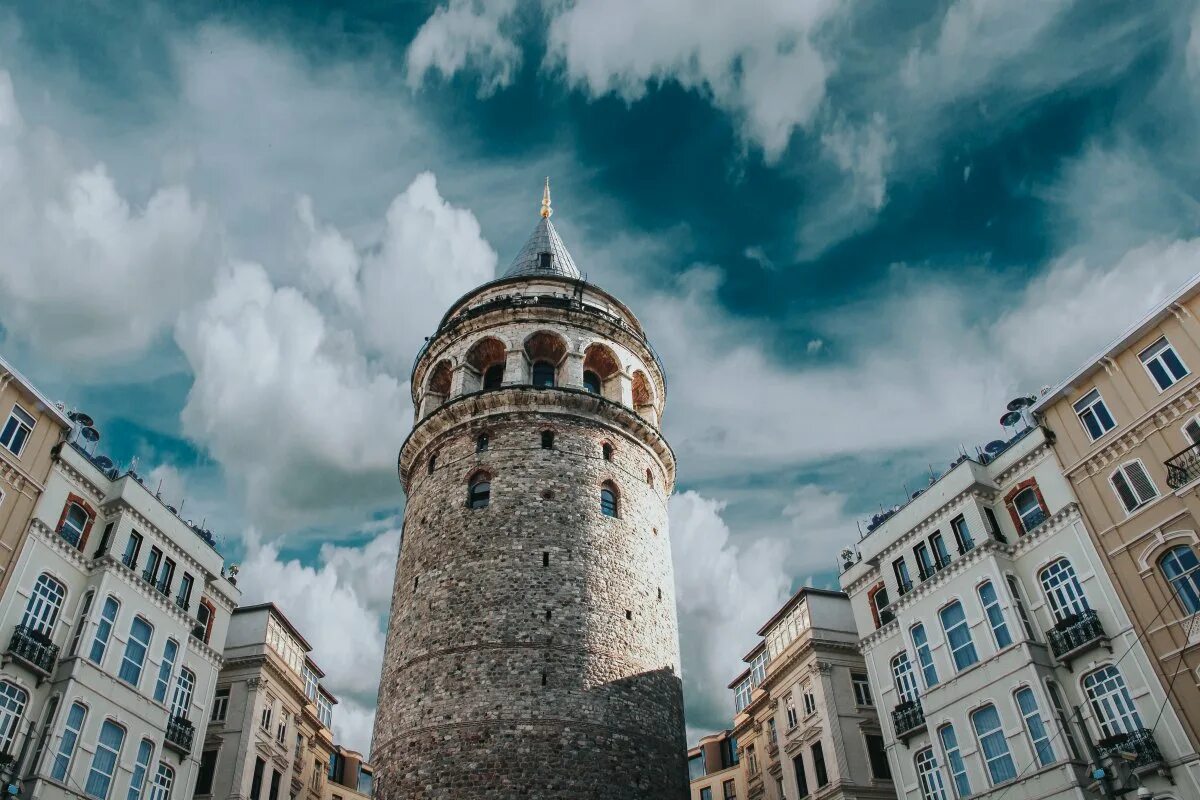 Турция Стамбул Галатская башня. Башня Галата. Галатская башня (Galata Kulesi). Галатская башня архитектура Стамбула. Башня