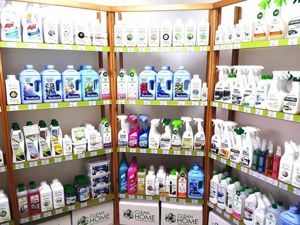 средство 10 л. рябина. витрина панно бытовая химия и хозтовары. магазин чистый дом черкесск. краска чистый дом.