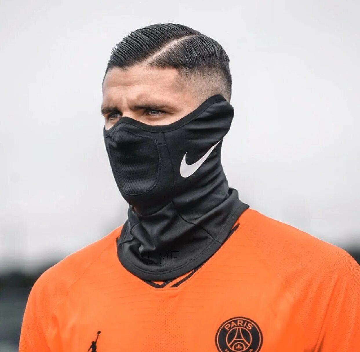 Nike winter warrior snood купить. Nike Strike Snood. Snood Nike Strike Warrior. Маска Nike Strike Snood. Nike Snood Winter Warrior.