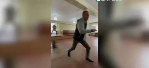 Седой парнишка приходил в военкомат