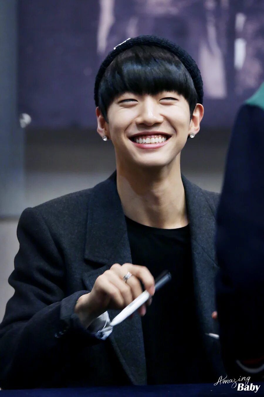 Bang yongguk. Бан Енгук. Бан Енгук улыбка. Ёнгук из b.a.p. Bang Yong Guk smile.