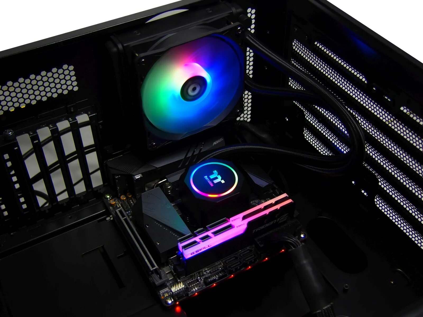 Thermaltake th120 ARGB. Thermaltake AIO th120 ARGB sync. TOUGHFAN 120 RGB Thermaltake. СЖО Thermaltake.