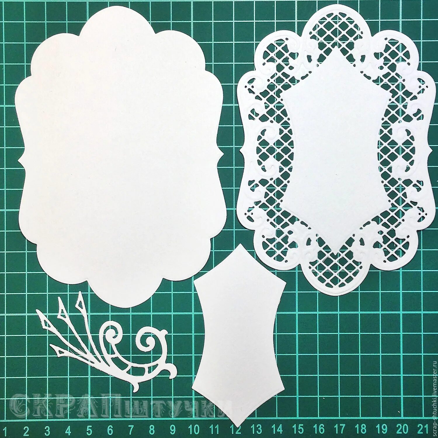 Скрапбукинг формы. Скрапбукинг открытки необычной формы. Открытка раскладушка. Рамка для вырезания скрапбукинг. Розовая плашка для надписи.