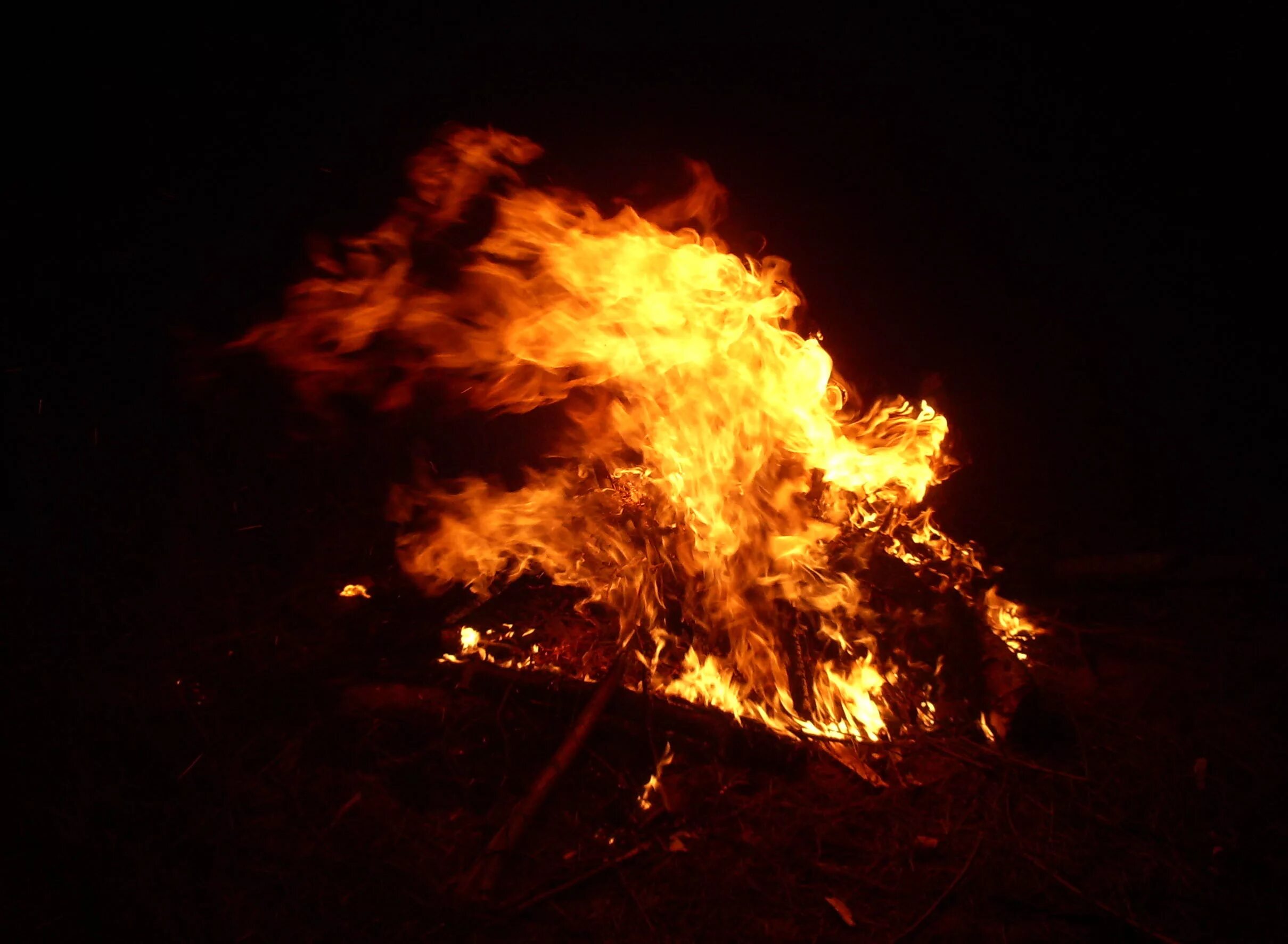 Пламя на ветру. Ветер города огня. Ветер города огня. Огненная буря. Огненная буря.
