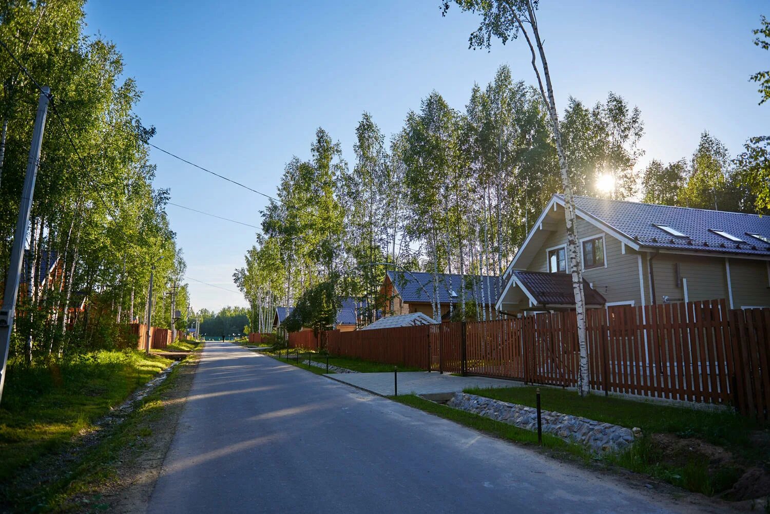 Поселок дальний. Лесное озеро Ярославское шоссе. Лесные озера коттеджный поселок. Лесные озера коттеджный поселок Владимирская. Лесные озера коттеджный поселок Ярославское.