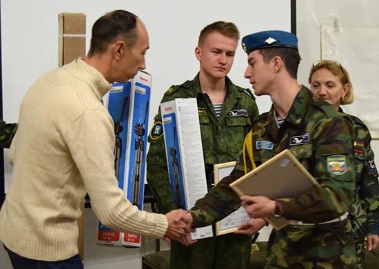 Место сбора военных. Военные сборы УРФУ. Военные сборы запасников 2011. Название команды военные сборы. Военные сборы СПБГПМА 1999 года.