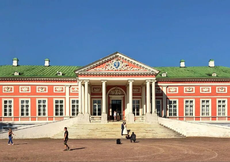 Дворец графов шереметевых кусково. Усадьба кусково фото. Музей-усадьба кусково москва. Кусково дворец шереметьева. Дворец графа шереметьева в москве в кусково.