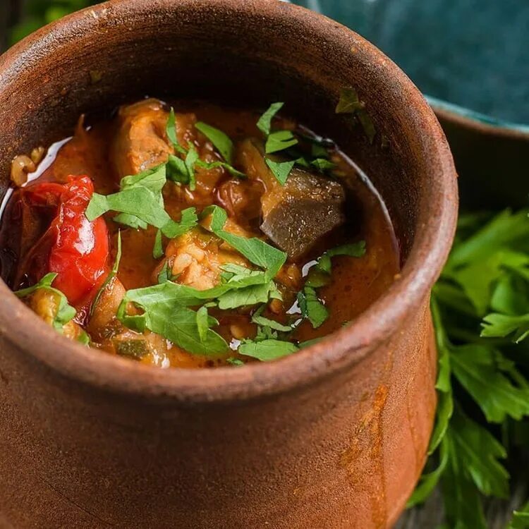 чон а-хи. чанахи машук. мясо в горшочках с баклажанами. чанахи (грузинское национальное блюдо). чанахи грузия.