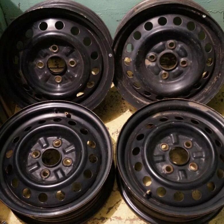Диски тойота 14 4х100. 15. Колесный диск khomen wheels khw1402. Штампы 5/100 тойота r15. Штампы magnetto r14.