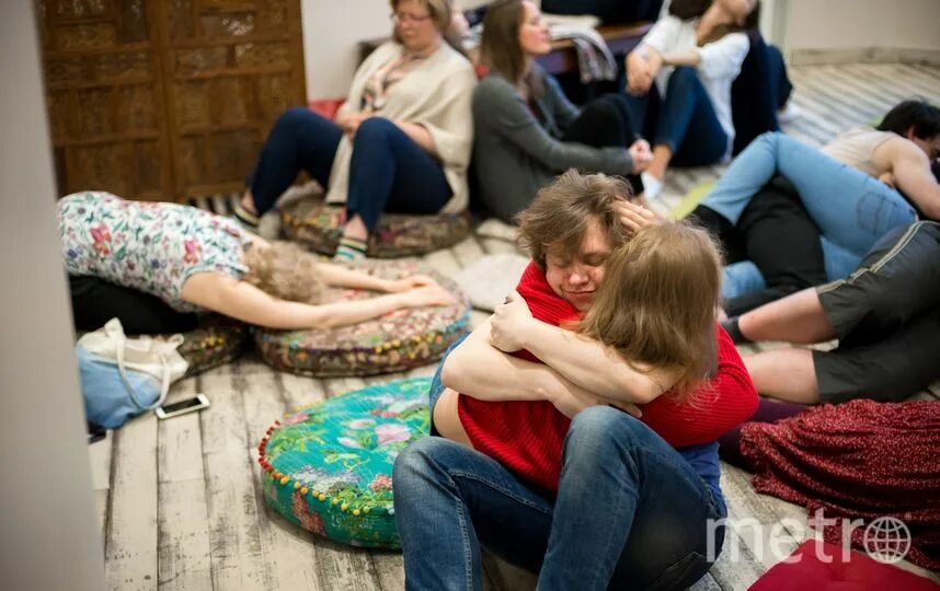 Несколько нестандартно. Каддл пати. Обнимательная вечеринка. Cuddle Party СПБ. Обнимательные встречи СПБ.