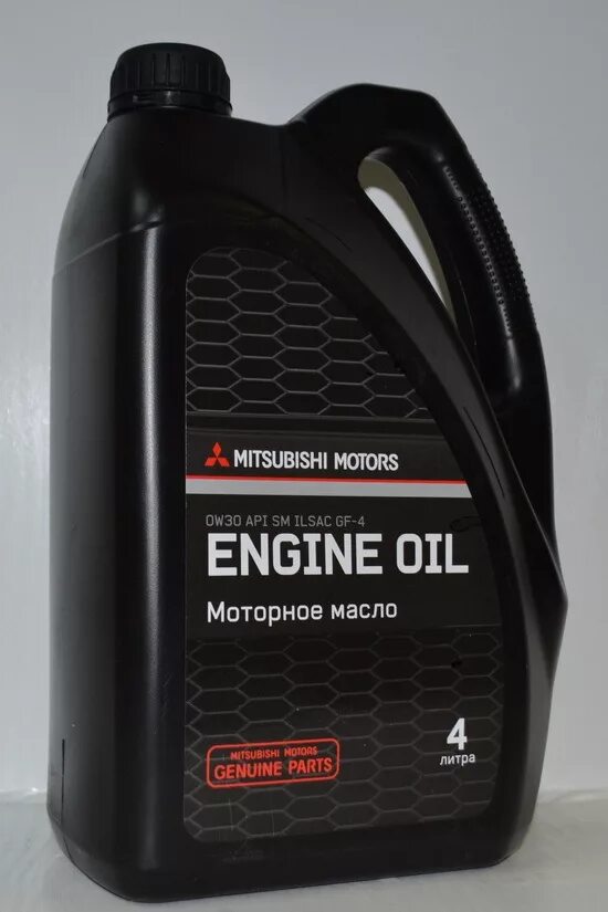 Масло api sm 5w30. Масло Mitsubishi 0w30. Масло Митсубиси Моторс 5w30. Mitsubishi Genuine Oil SAE 5w30 4л. Моторное масло Mitsubishi SAE 0w30 API SM 4 Л.