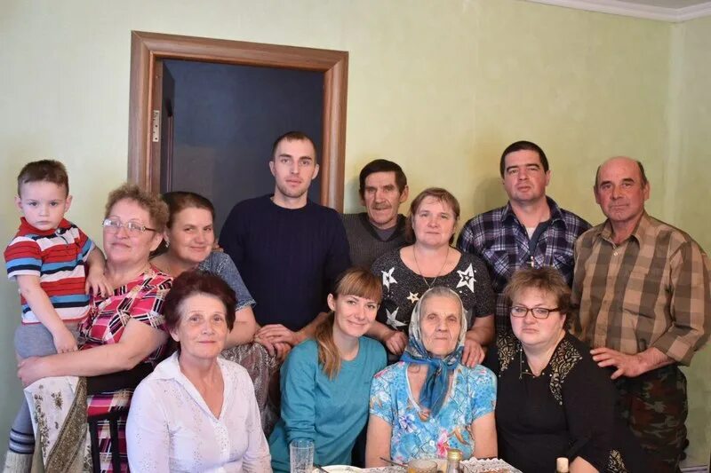 Семья голубевых. Многодетная семья в люберцах. Многодетная семья в люберцах. Семья голубевых люберцы. Голубевы семья 13 детей.