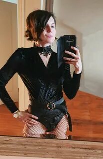 Mistress Elena Lisbon Dominatrix.