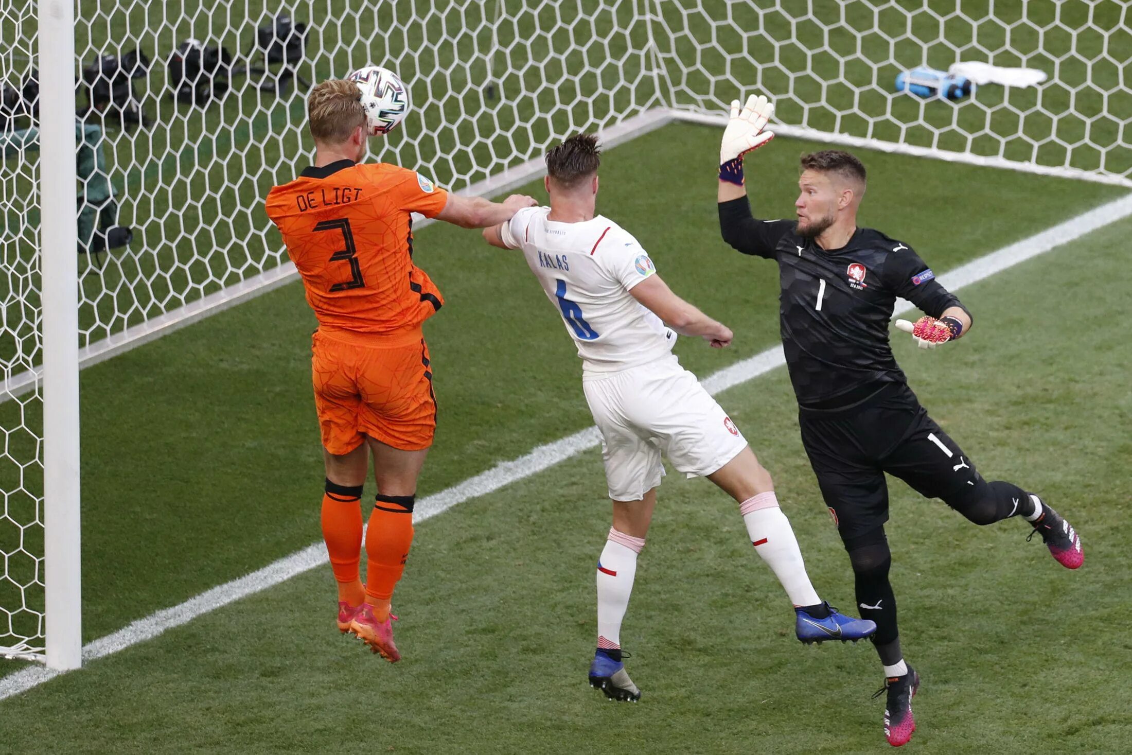 Псв футбол 2022. Нидерланды 1 турнирная. Нидерланды 1 турнирная. Нидерланды 1 турнирная. Нидерланды 1 турнирная.