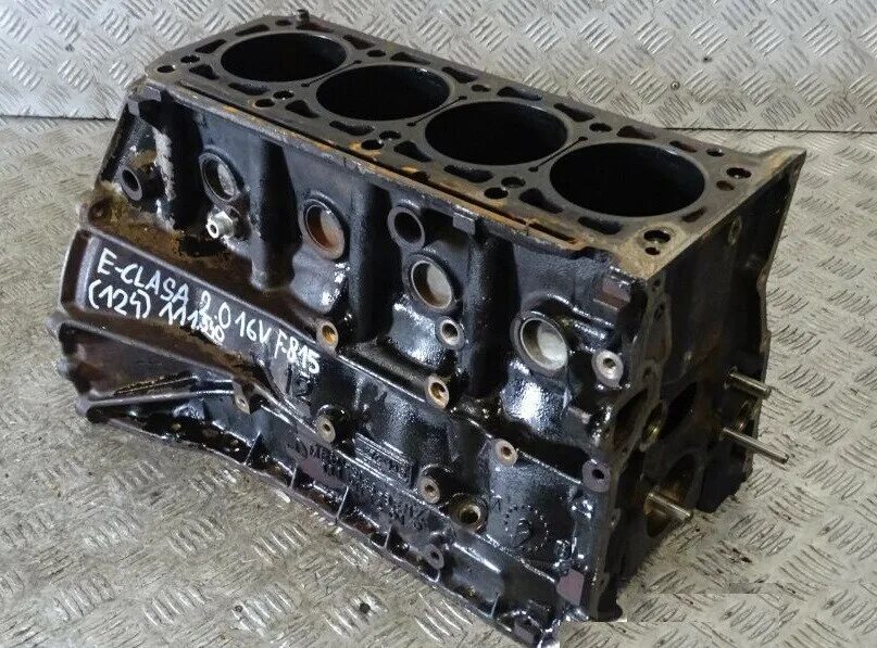 Блок двигателя ваз 2112. 124 блок двигателя ваз. Блок ваз 2101гильзовка. Блок двс 6 бт. Крышка гбц ваз 124.