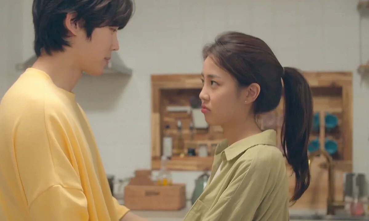 Not yet 30/ещё не 30 дорама. Дорама романтика софтбокс. Романтика наоборот дорама. Romaenseuneun byeolchaekburok. Дорама романтика софтбокс.