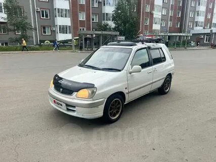 Тойота раум 2002