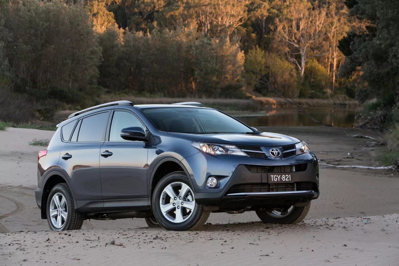 Toyota rav4 2013. Тойота рав 4 2013. Toyota rav4 4. Toyota rav4 4 2013. Рав 7