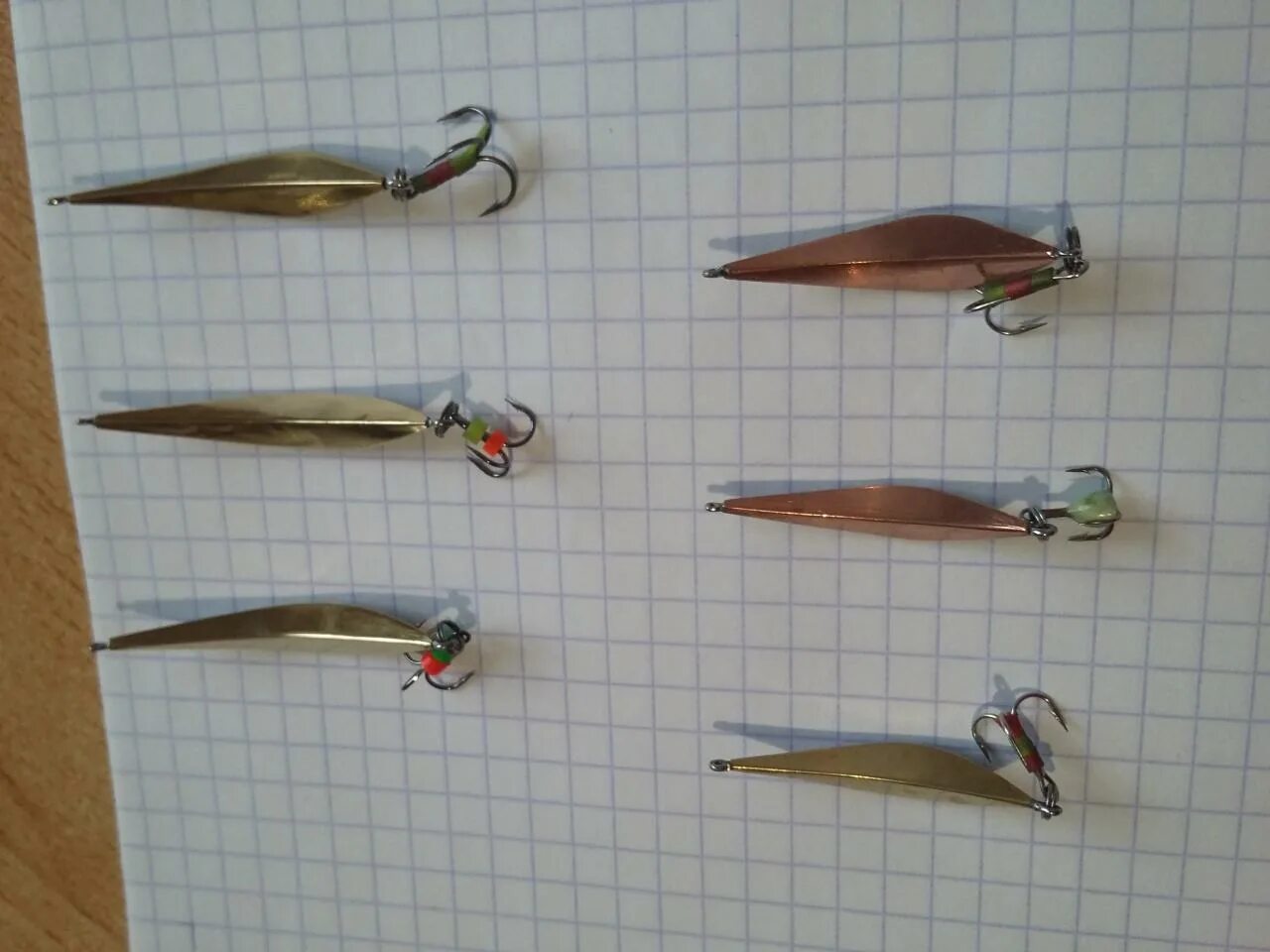 Блесна самоделки для зимней рыбалки на судака. Самодельная блесна маверик. Вертушка своими руками для рыбалки. Как сделать зимнюю блесну своими руками. Как сделать зимнюю блесну своими руками.