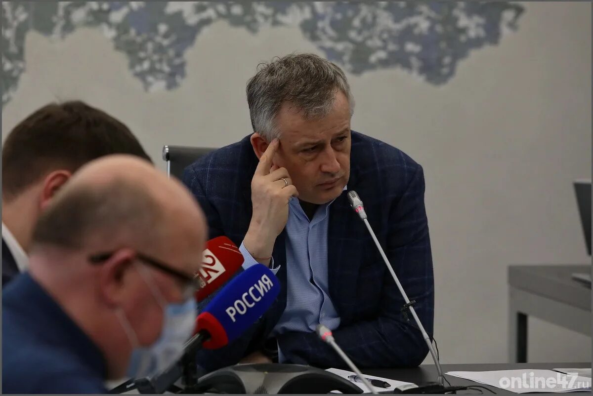 Дрозденко пластическая операция. Александр юрьевич дрозденко. дрозденко александр юрьевич губернатор. дрозденко владимир леонидович воентелеком. дрозденко губернатор ленинградской области прямая линия.