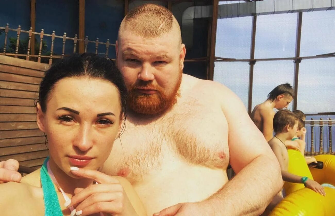 Беременная жена Дацика прервала бой мужа после того, как тот оказался в нокдауне