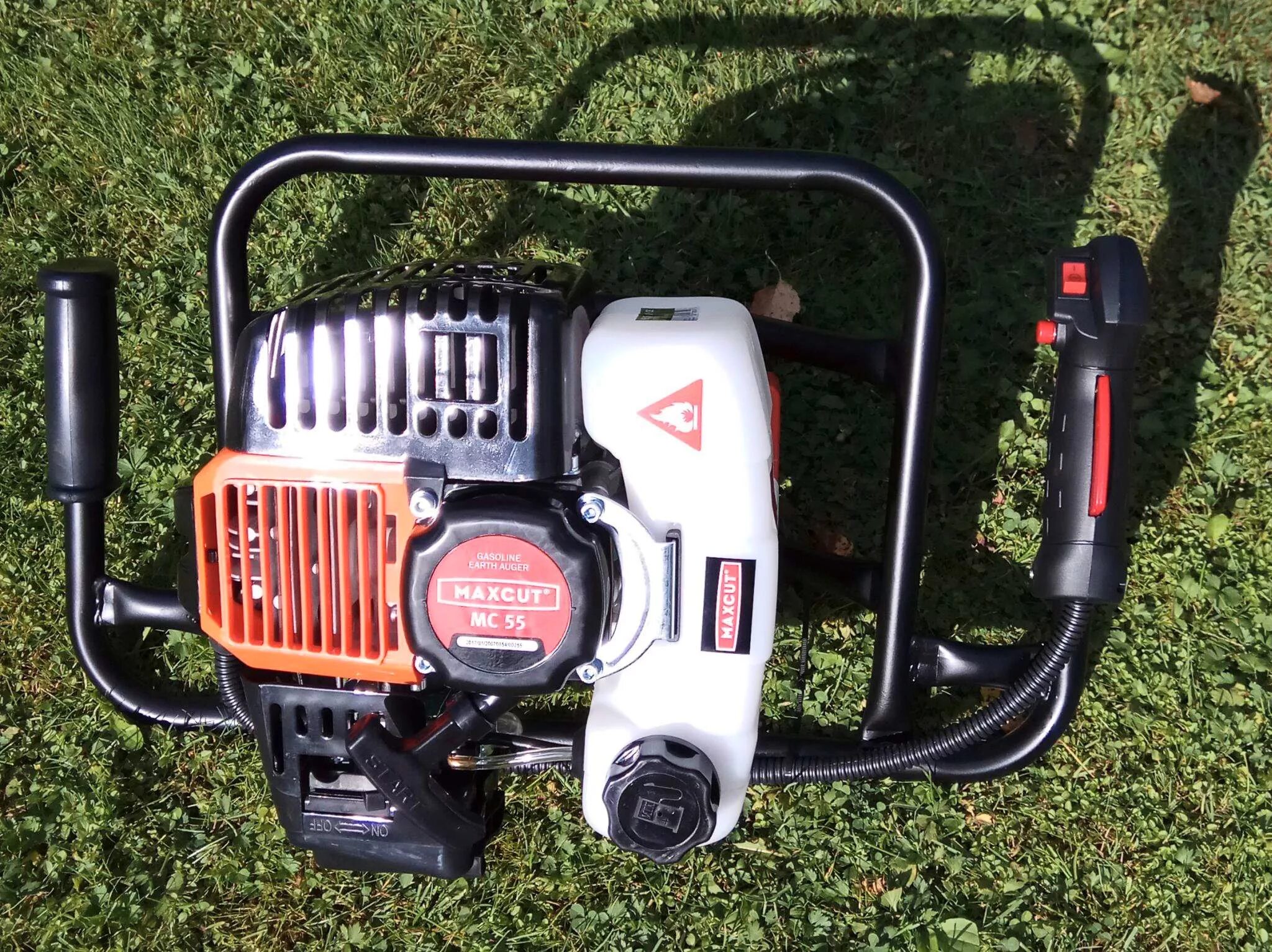 Мотобур maxcut. Бензобур maxcut mc 55. мотобур maxcut mc 158. maxcut mc55 мотобур стартер. бензобур maxcut mc55 ручка газа.