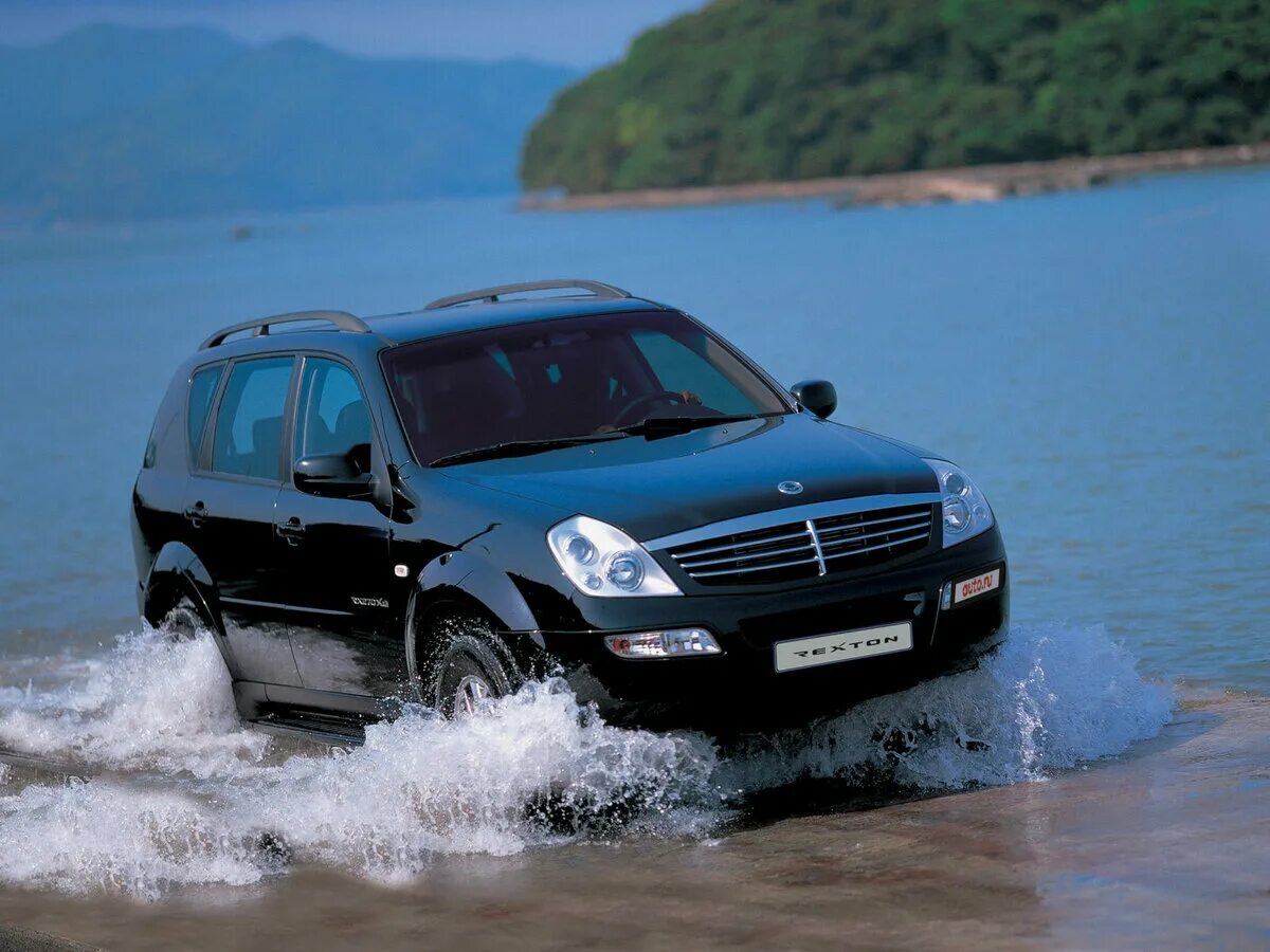 Саньенг рекстон поколение. SSANGYONG Rexton 2001. SSANGYONG Rexton 2003. Саньенг Рекстон 1. SSANGYONG Rexton 2006.